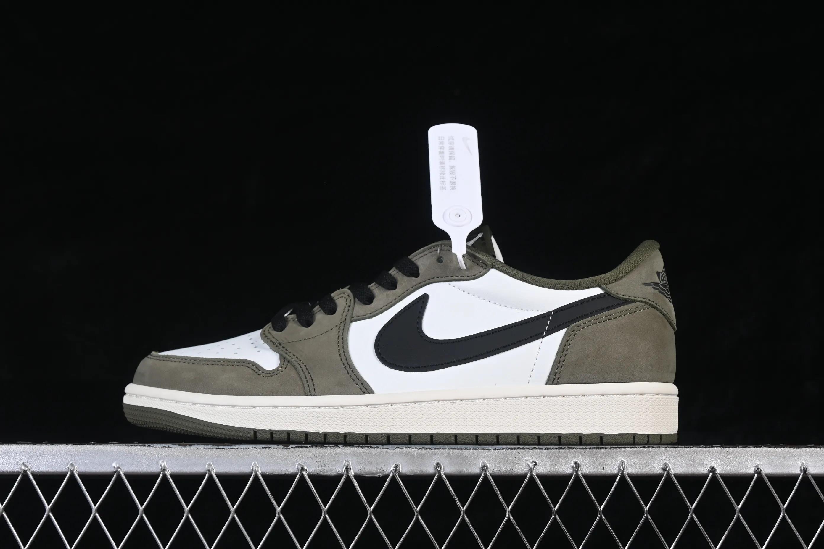 All categories Air Jordan Jordan series basketball shoes Air Jordan 1 Low Travis Scott x Air Jordan 1 Low OG AJ1 Joe 1 undercut low top HQ6998-200